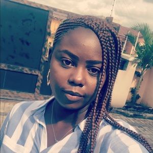 Meet your Posher, Mimi